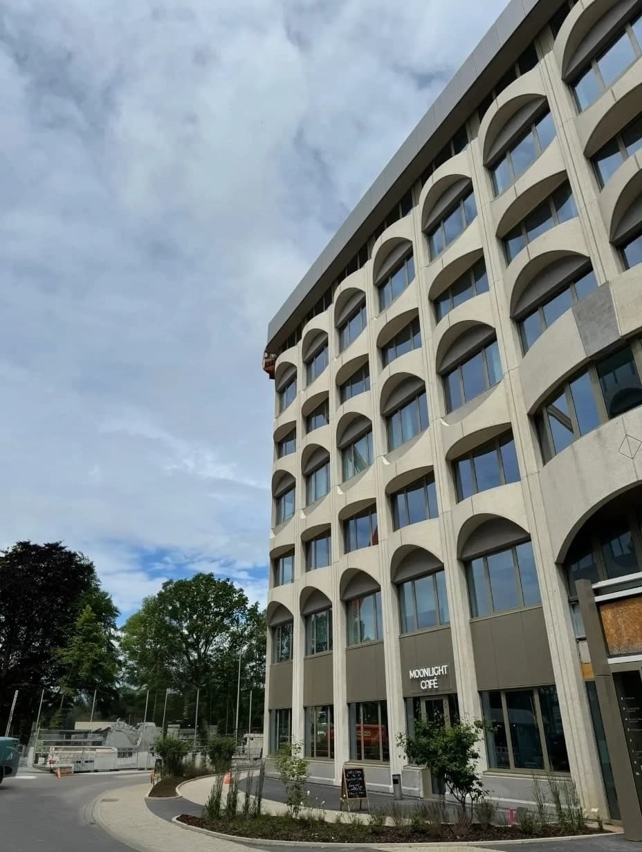 Façade en métal acoustique