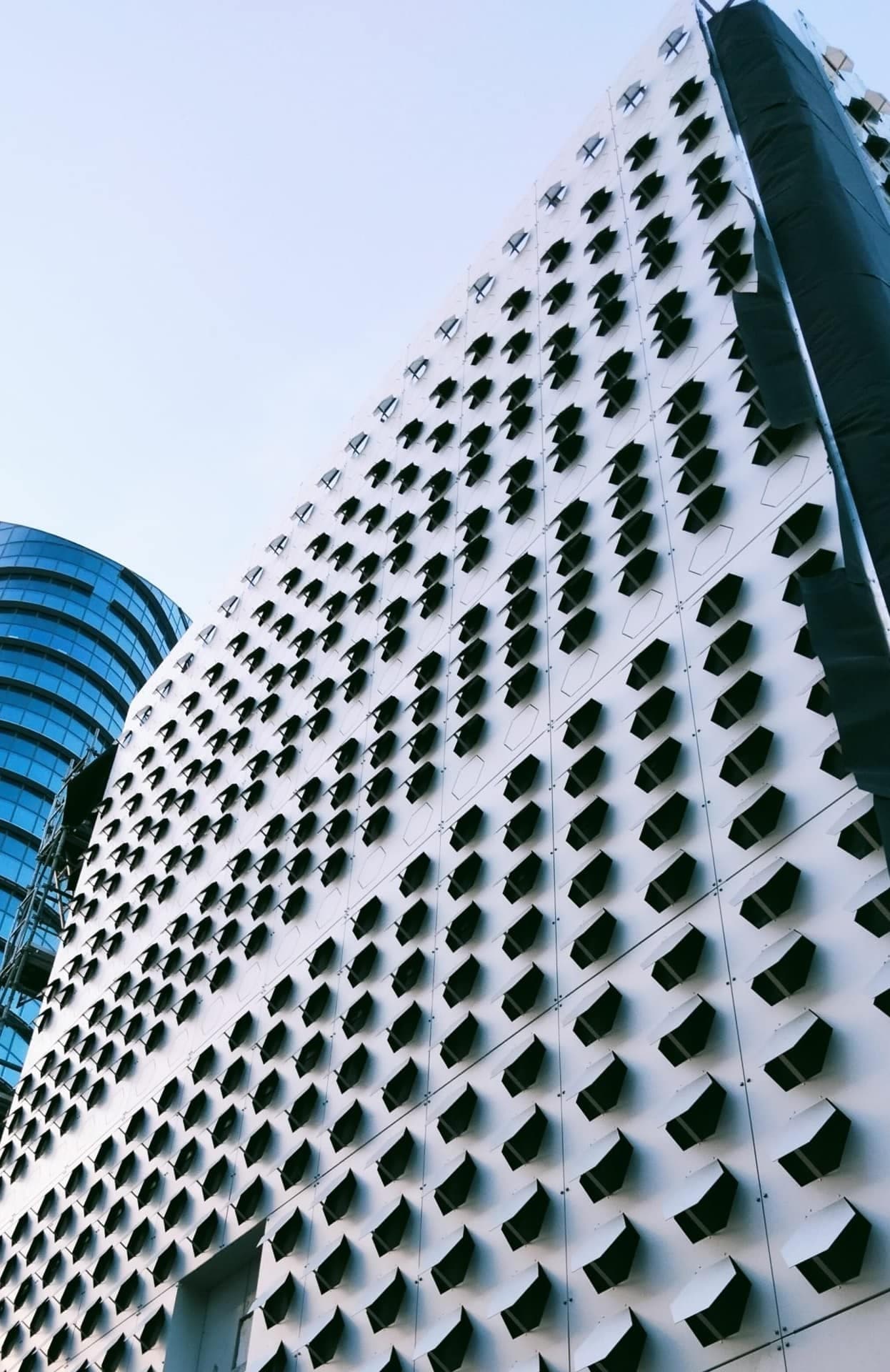 Façades métalliques ventilées